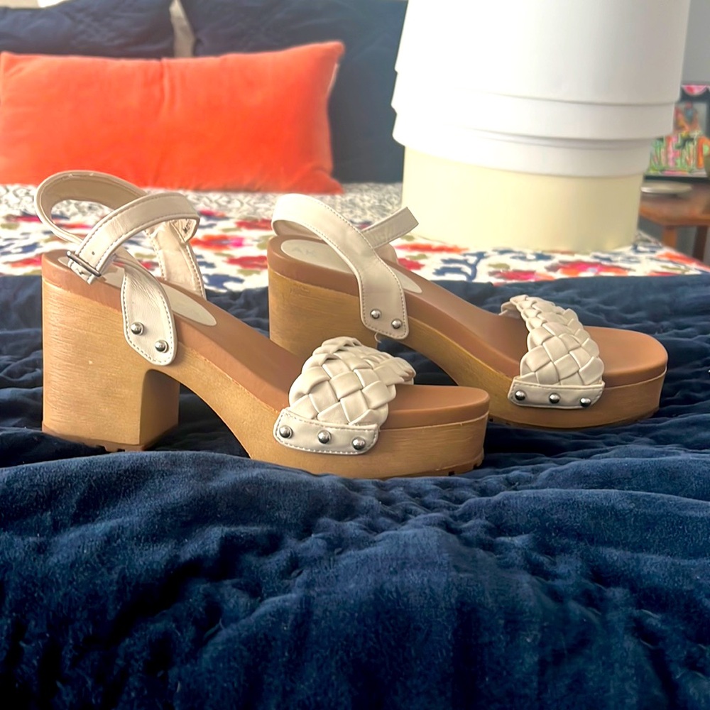 AK Anne Klein block heel sandals